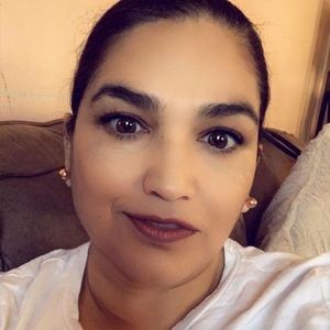 Meet your Posher, Maricela